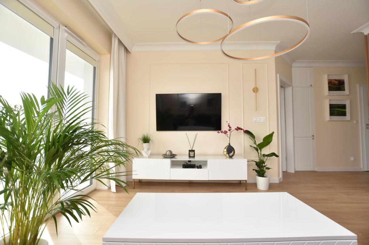 Apartament Nr 50, 2 Sypialnie, Wygodny Parking Podziemny ทอรูน ภายนอก รูปภาพ
