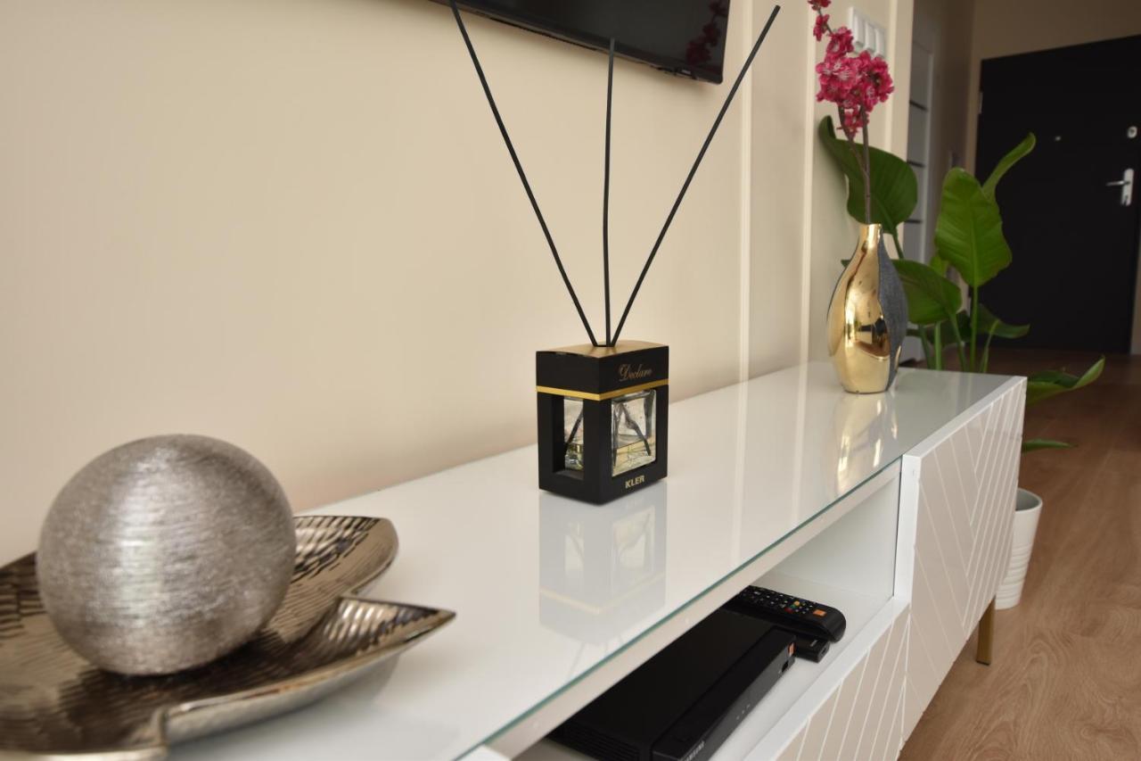 Apartament Nr 50, 2 Sypialnie, Wygodny Parking Podziemny ทอรูน ภายนอก รูปภาพ