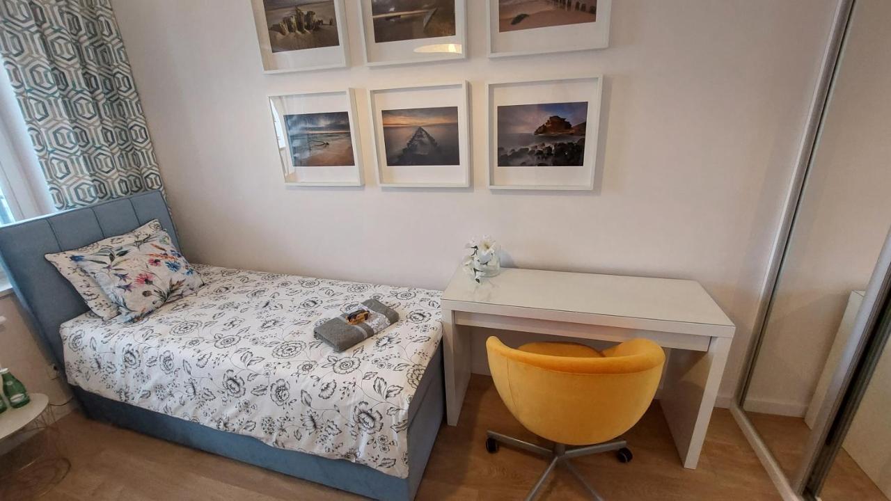 Apartament Nr 50, 2 Sypialnie, Wygodny Parking Podziemny ทอรูน ภายนอก รูปภาพ